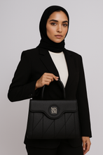 Luxury Signature Flap Tote – Inspired by Gulf Fashion Trends